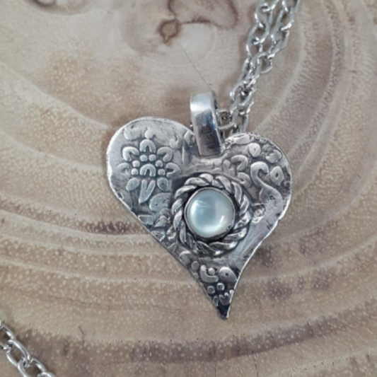 Crazy Heart Pendant - WarmRainyDay