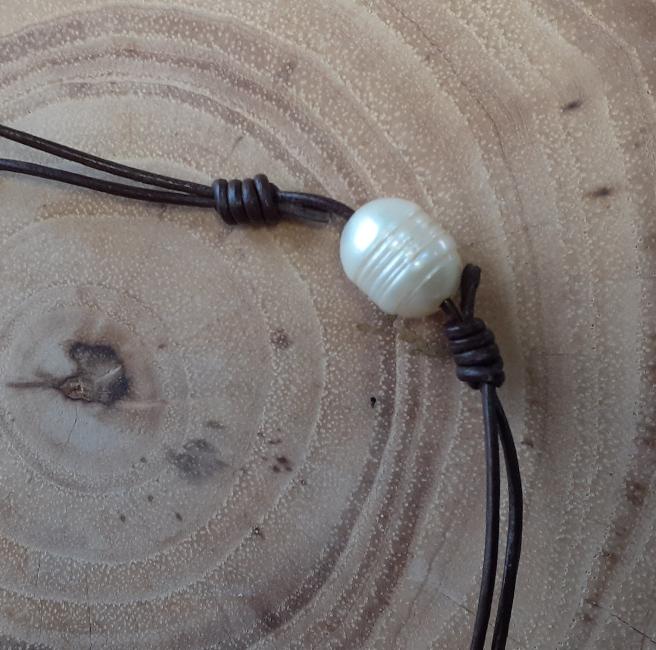 Knotted Leather Pearl Necklace Chocker |WRD