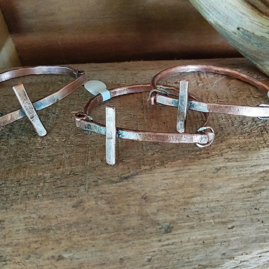 Copper Cross Tension Bracelet |WRD - WarmRainyDay
