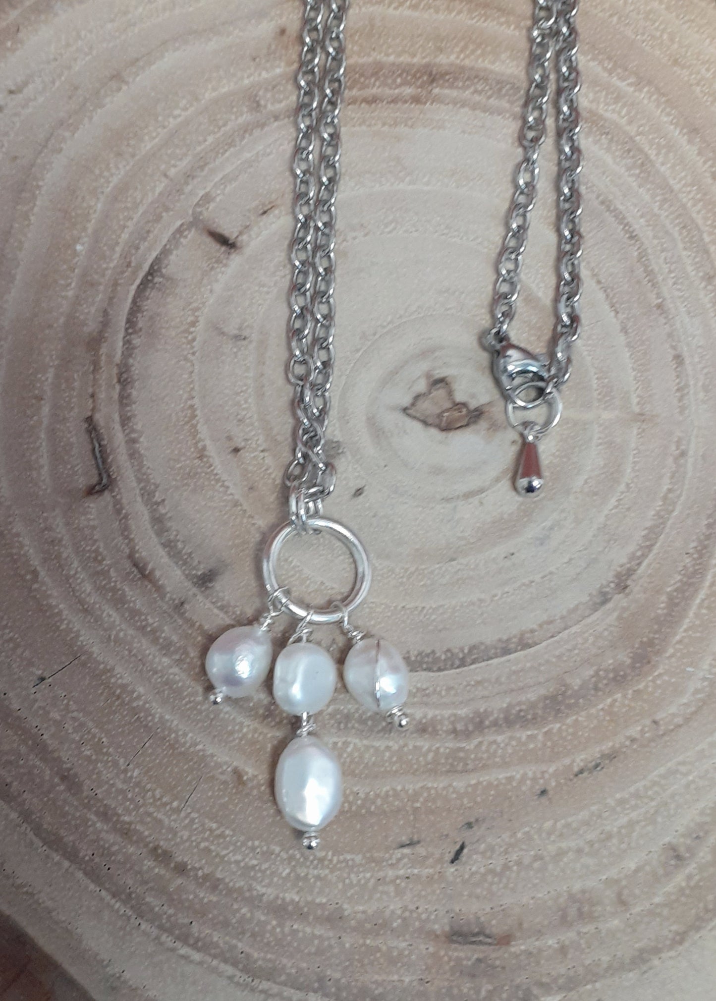 Dropped Freshwater Pearl Necklace