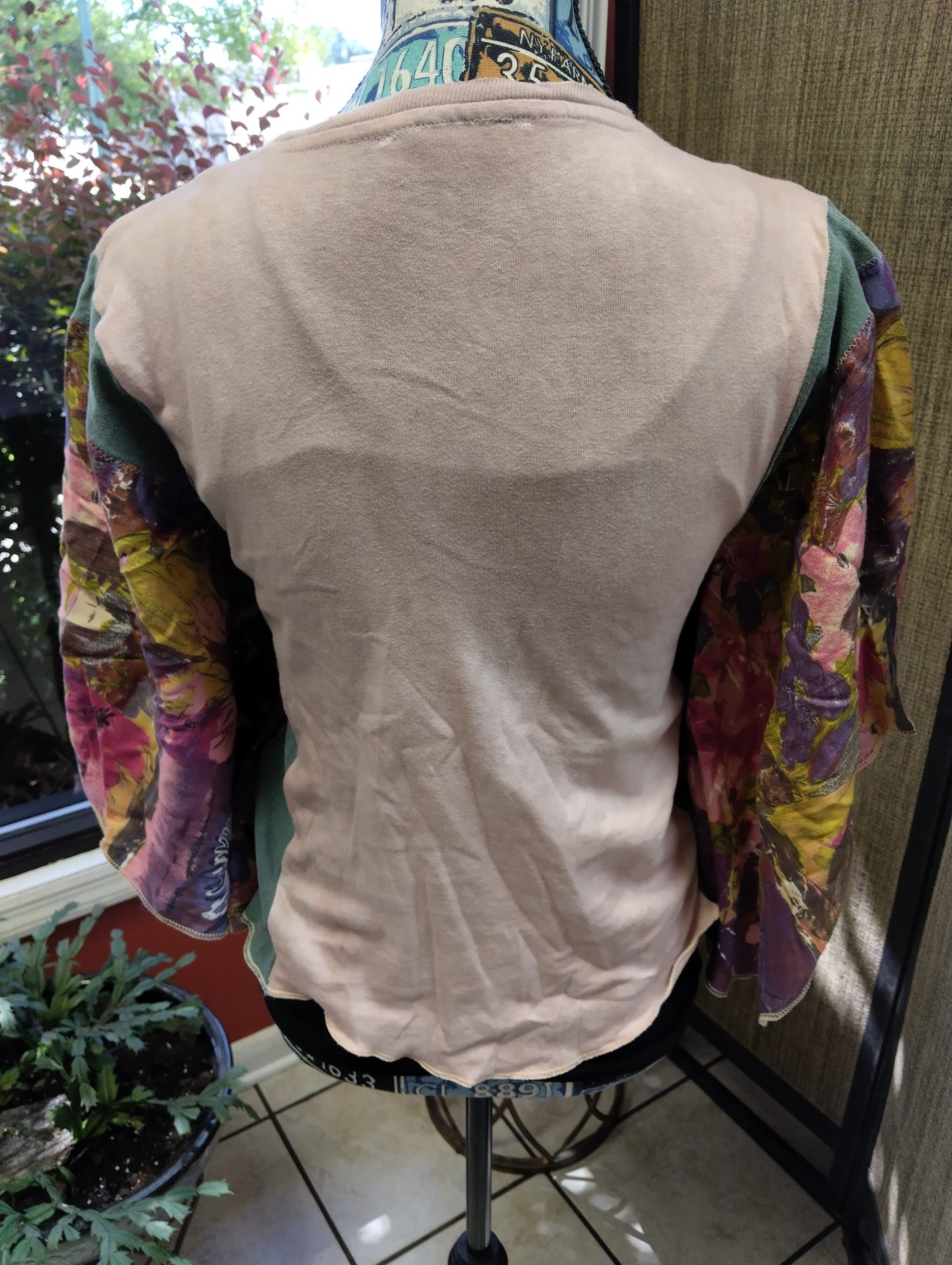 Slim Fit Tee Stained Big Sleeved Cotton Top