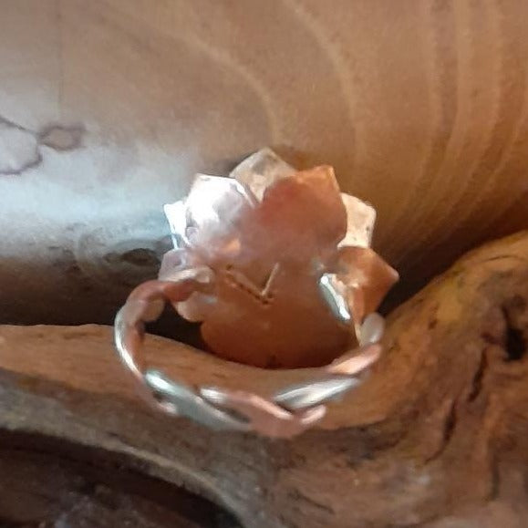 Mixed Metal Flower Ring | WRD - WarmRainyDay