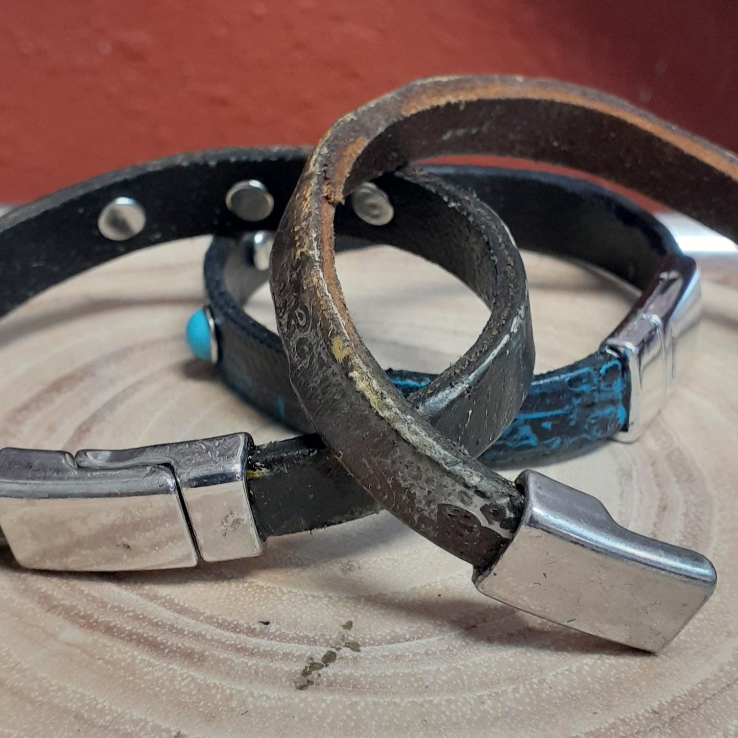 Half Inch leather bracelet, magnetic closure | WRD - WarmRainyDay