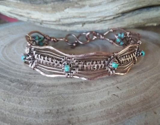 Dainty Woven & Beaded Bracelet - WarmRainyDay