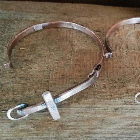 Copper Cross Tension Bracelet |WRD - WarmRainyDay